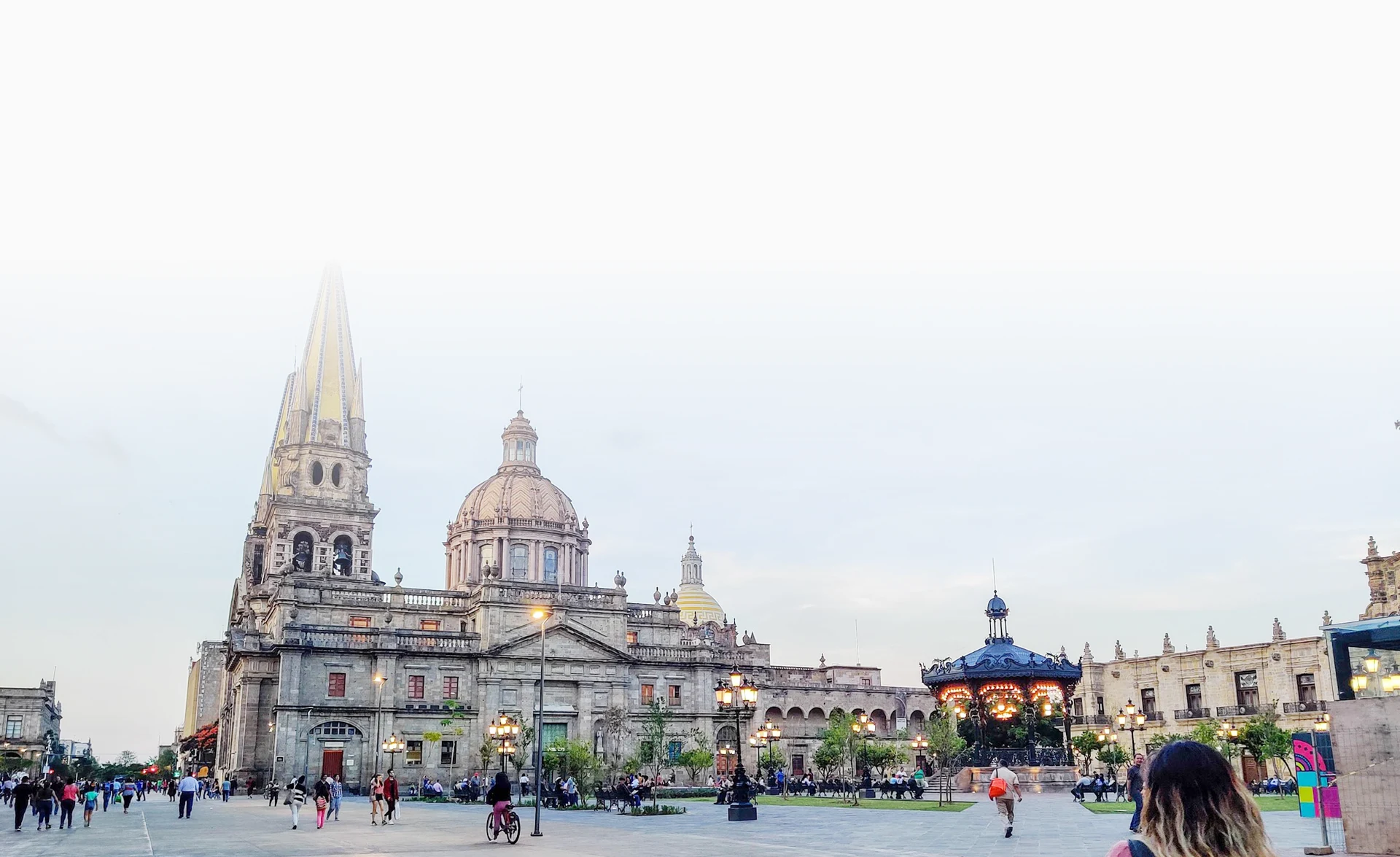 Flâneries urbaines au charme colonial
